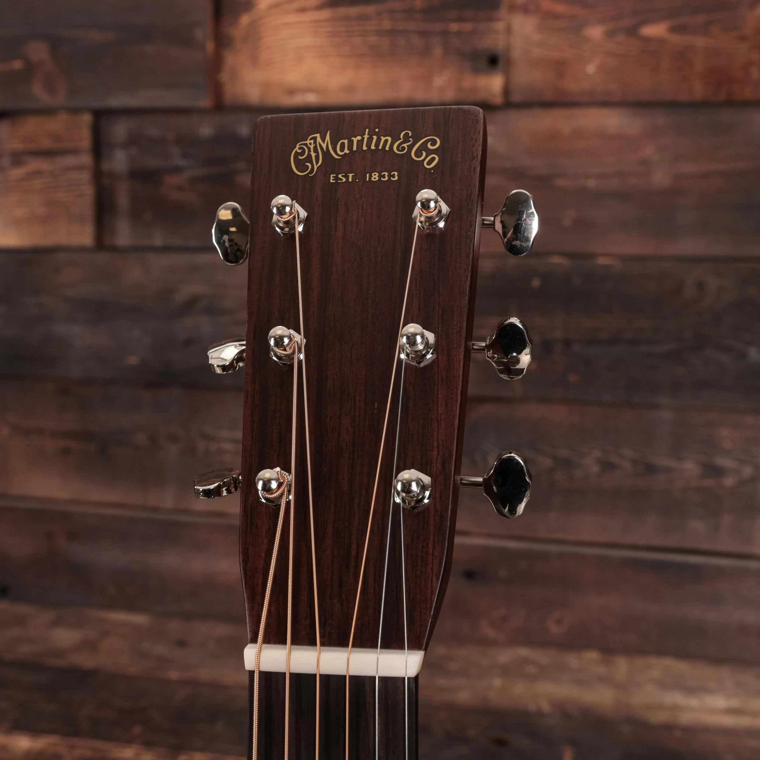 Martin 00-28 Standard Series 00 Acoustic Guitar 5 Martin 00-28 Standard Series 00 Acoustic Guitar - Image 5