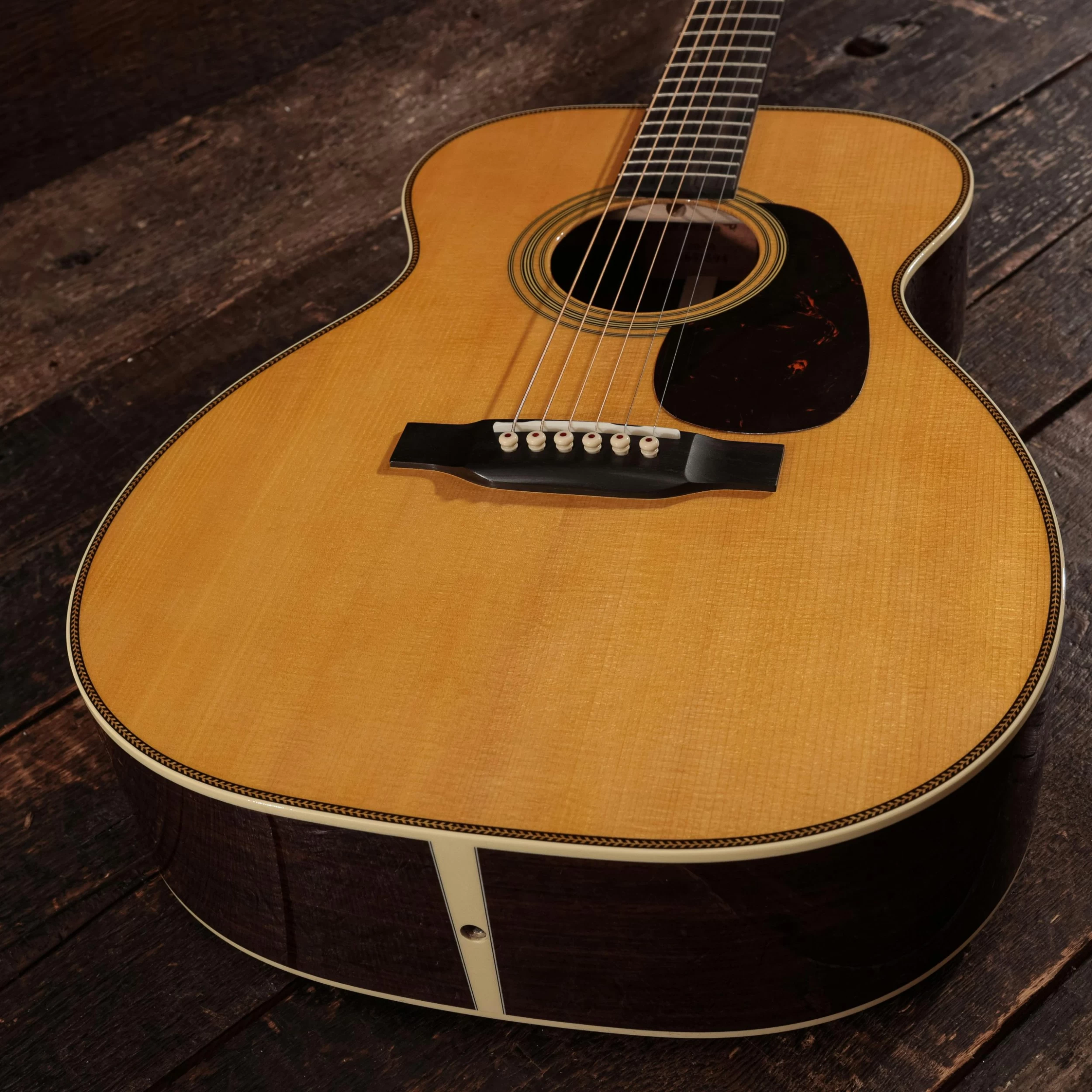 Martin 00-28 Standard Series 00 Acoustic Guitar 7 Martin 00-28 Standard Series 00 Acoustic Guitar - Image 7