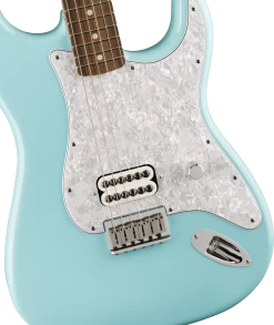 Fender Limited Edition Tom Delonge Stratocaster Electric Guitar In Daphne Blue -Professional Guitar Store 0148020304 Fender Limited Edition Tom Delonge Stratocaster Daphne Blue Body Angle