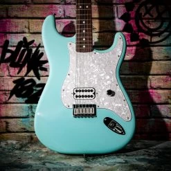 Fender Limited Edition Tom Delonge Stratocaster Electric Guitar In Daphne Blue -Professional Guitar Store 0148020304 Fender Limited Edition Tom Delonge Stratocaster Daphne Blue Studio