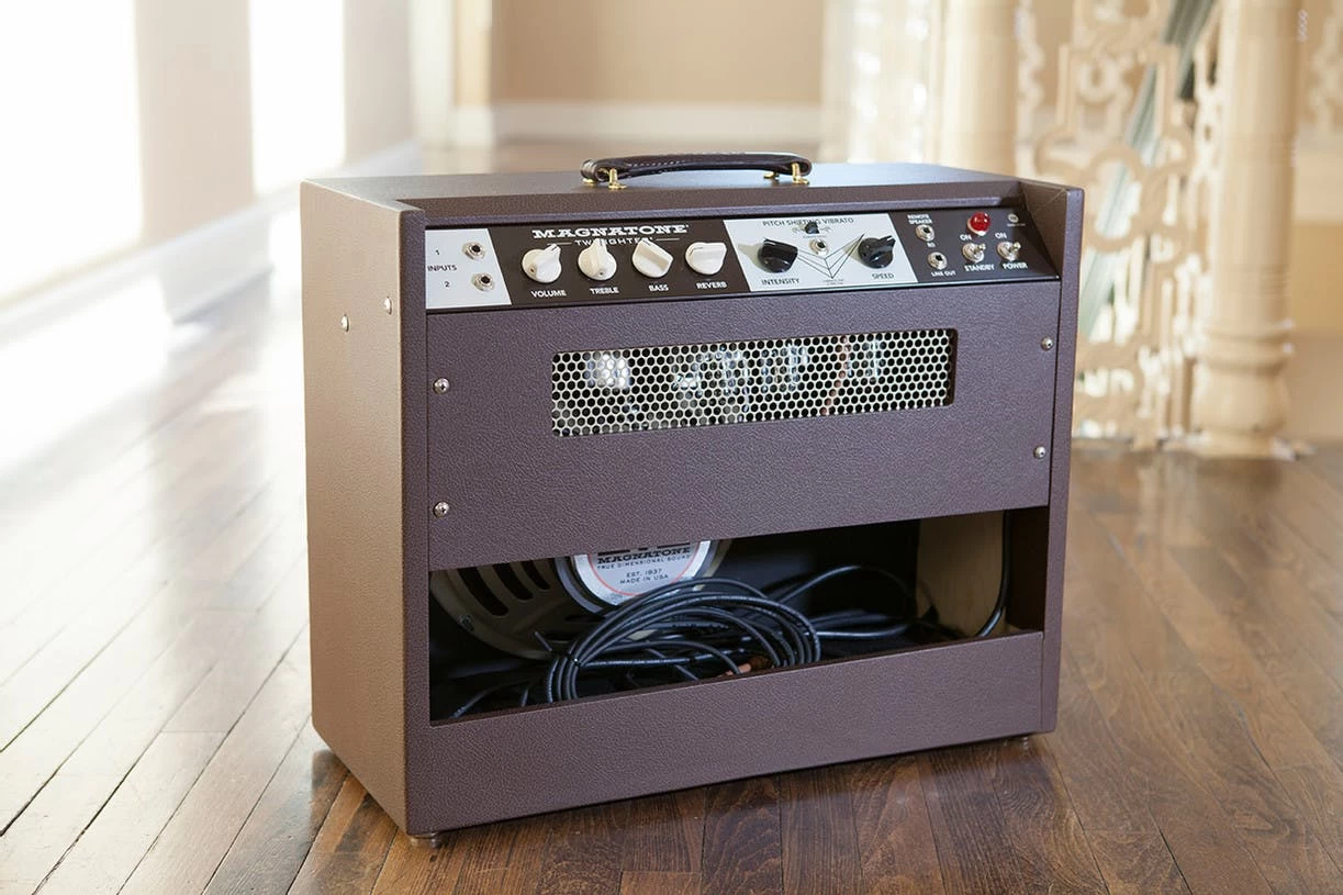 Magnatone Twilighter 1x12" Valve Amp Combo 3 Magnatone Twilighter 1x12" Valve Amp Combo - Image 3