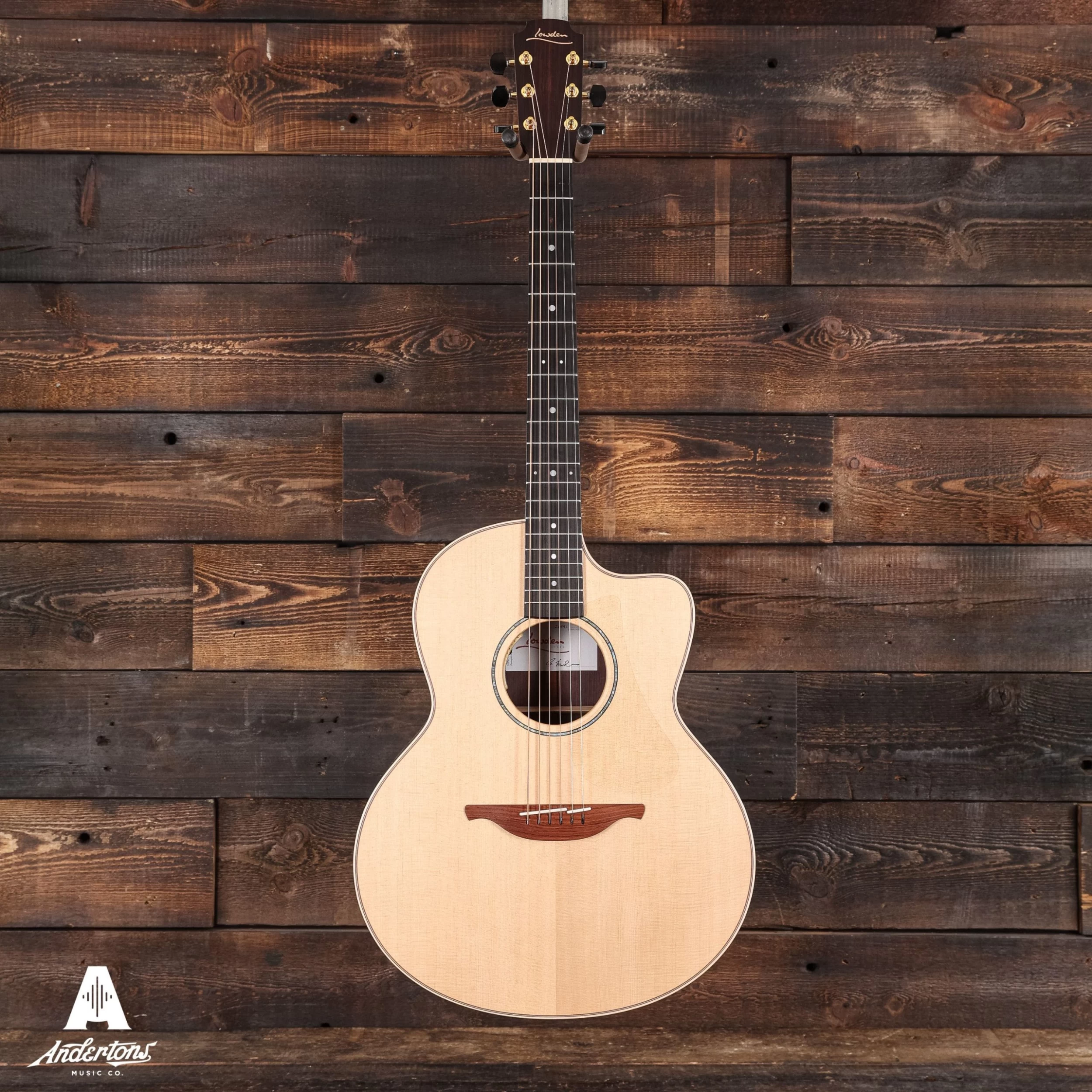 Lowden Stage Edition 32-SE Cutaway Electro-Acoustic Guitar 2 Lowden Stage Edition 32-SE Cutaway Electro-Acoustic Guitar - Image 2