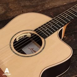 Lowden Stage Edition 32-SE Cutaway Electro-Acoustic Guitar 20 Lowden Stage Edition 32-SE Cutaway Electro-Acoustic Guitar -Professional Guitar Store 474924 2499120281129