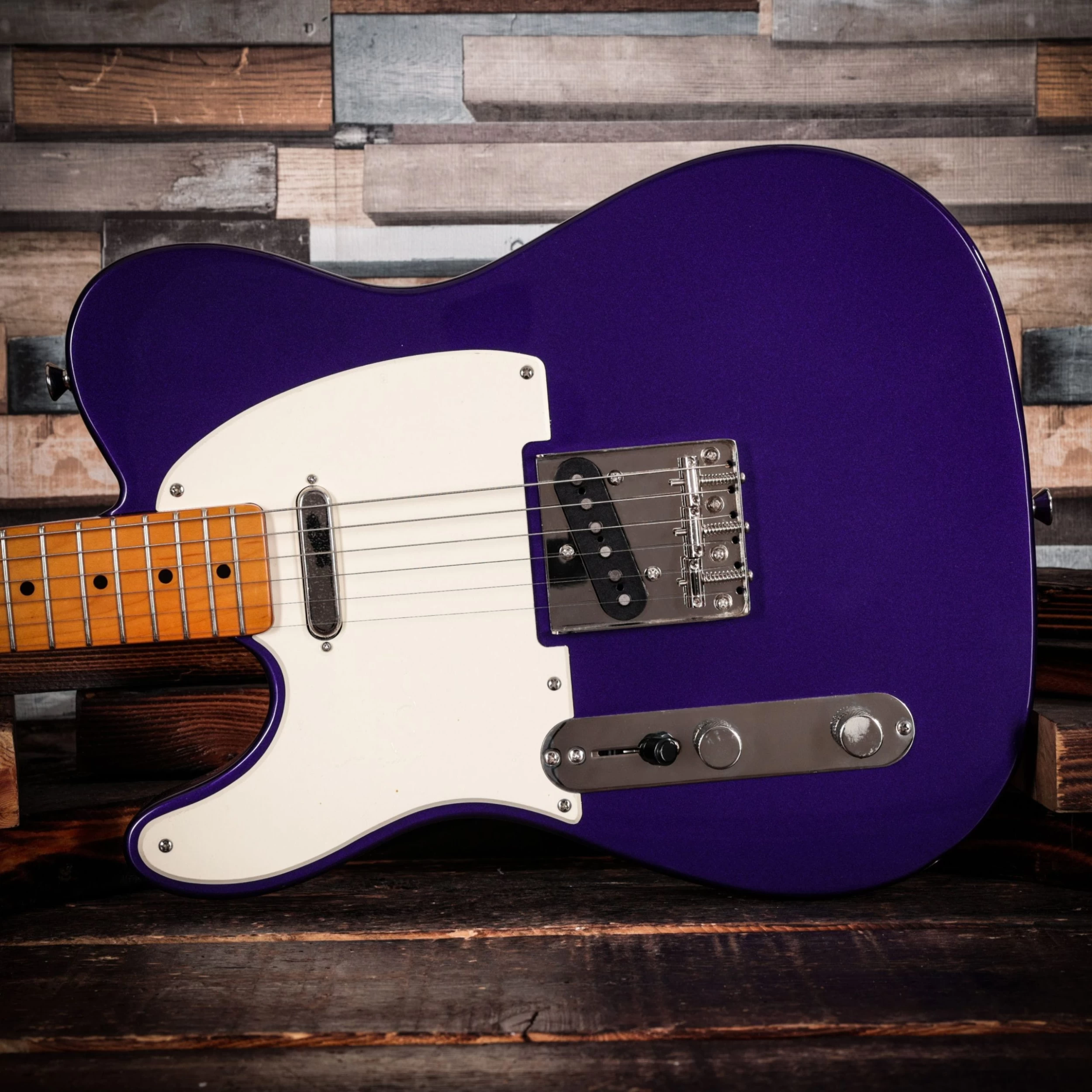 Squier Limited Edition Classic Vibe '50s Telecaster In Metallic Purple Left Handed 4 Squier Limited Edition Classic Vibe '50s Telecaster In Metallic Purple Left Handed - Image 4
