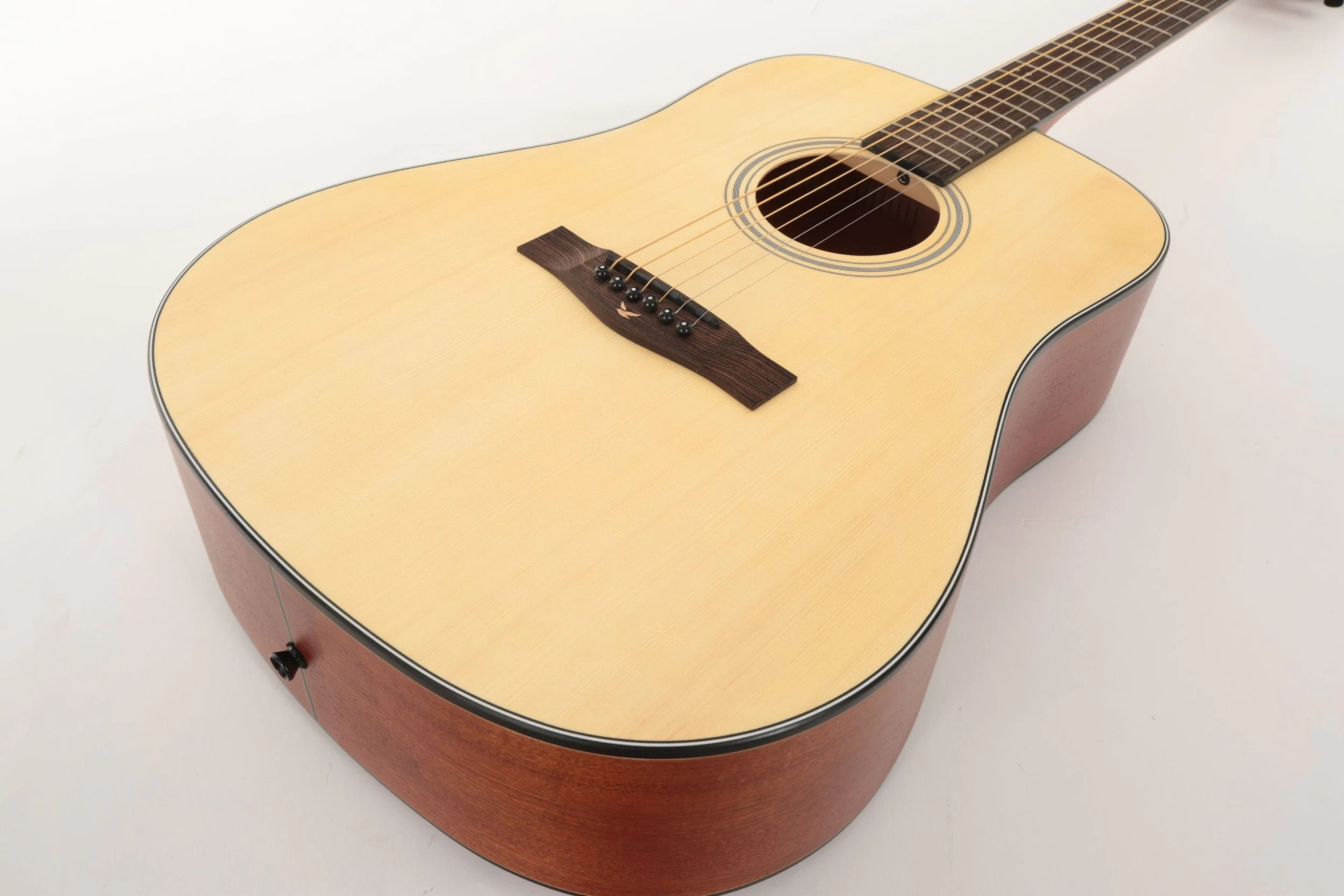 Eastcoast D1 Acoustic Starter Pack With Accessories 9 Eastcoast D1 Acoustic Starter Pack With Accessories - Image 9