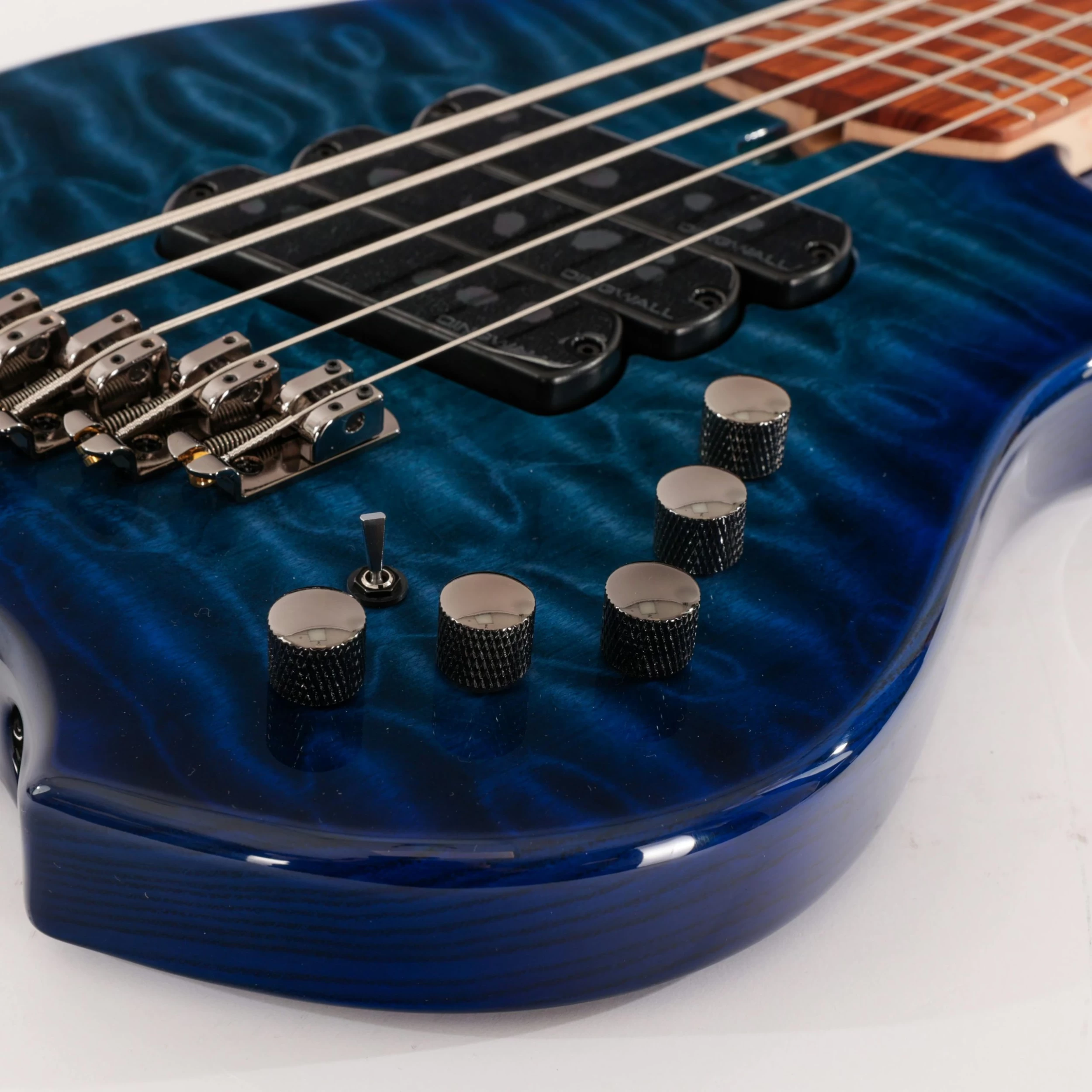 Dingwall Combustion 5-String Bass In Indigo Burst With Quilted Maple Top & Pau Ferro Fingerboard 9 Dingwall Combustion 5-String Bass In Indigo Burst With Quilted Maple Top & Pau Ferro Fingerboard - Image 9