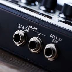 Boss DM-101 Delay Machine Pedal -Professional Guitar Store DM 101 Boss DM 101 Delay Machine Pedal Jacks