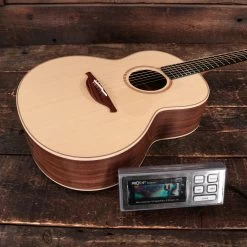 Lowden F-21 Walnut And Sitka Spruce Acoustic Guitar 18 Lowden F-21 Walnut And Sitka Spruce Acoustic Guitar -Professional Guitar Store F 21WA SS2B26855 26855 8