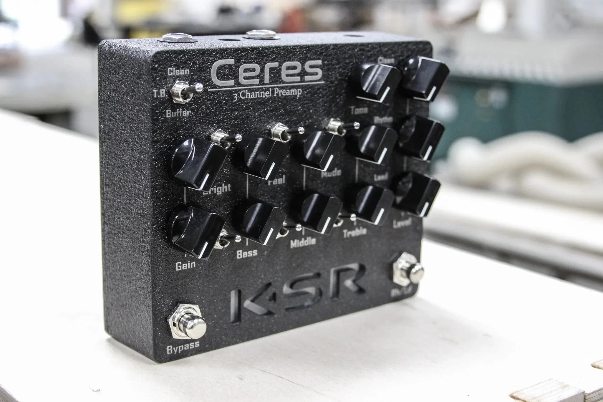 KSR Ceres 3 Channel High-Gain Preamp Pedal 7 KSR Ceres 3 Channel High-Gain Preamp Pedal - Image 7