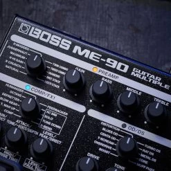 Boss ME-90 Guitar Multi-FX Processor 11 Boss ME-90 Guitar Multi-FX Processor -Professional Guitar Store ME90 Boss ME 90 Guitar Multi Effects Lifestyle 5