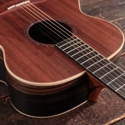 Lowden O-35 Ebony And Sinker Redwood Acoustic Guitar -Professional Guitar Store O 35EB SRW2B26767 26767 12