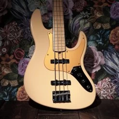 Sire Marcus Miller V5 24 Fret 4-String Fretless Bass Guitar In Vintage White -Professional Guitar Store SIREFL24V54VWH IMGL1338 2