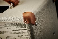 Victory V40H The Duchess Compact Sleeve Guitar Amp Head With 6L6 Valves 21 Victory V40H The Duchess Compact Sleeve Guitar Amp Head With 6L6 Valves -Professional Guitar Store VICV40 COMPACT6L6 the duchess victory amplifier head 6l6 leather corner