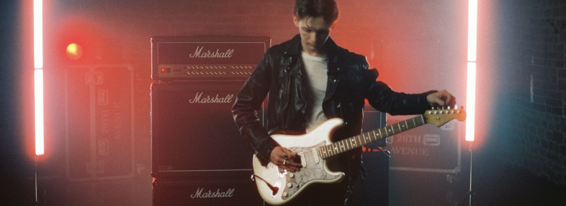 Professional Guitar Store 1 Professional Guitar Store -Professional Guitar Store dan senior Y9xkNq3BWDo unsplash 1