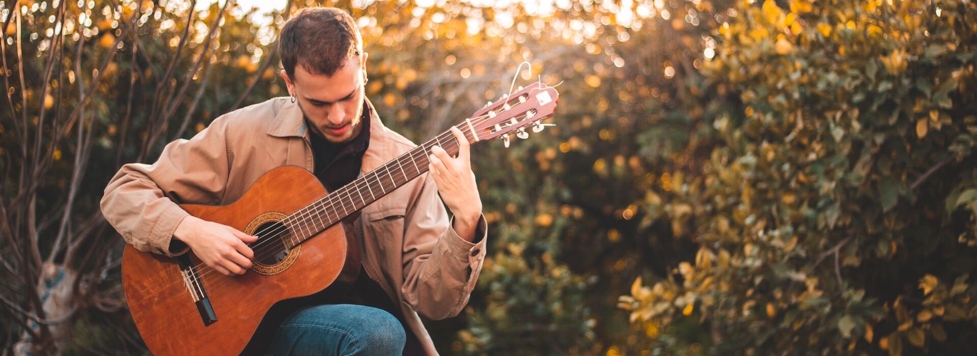 Professional Guitar Store 3 Professional Guitar Store -Professional Guitar Store jose lopez franco mwYPk8zNGSM unsplash 1